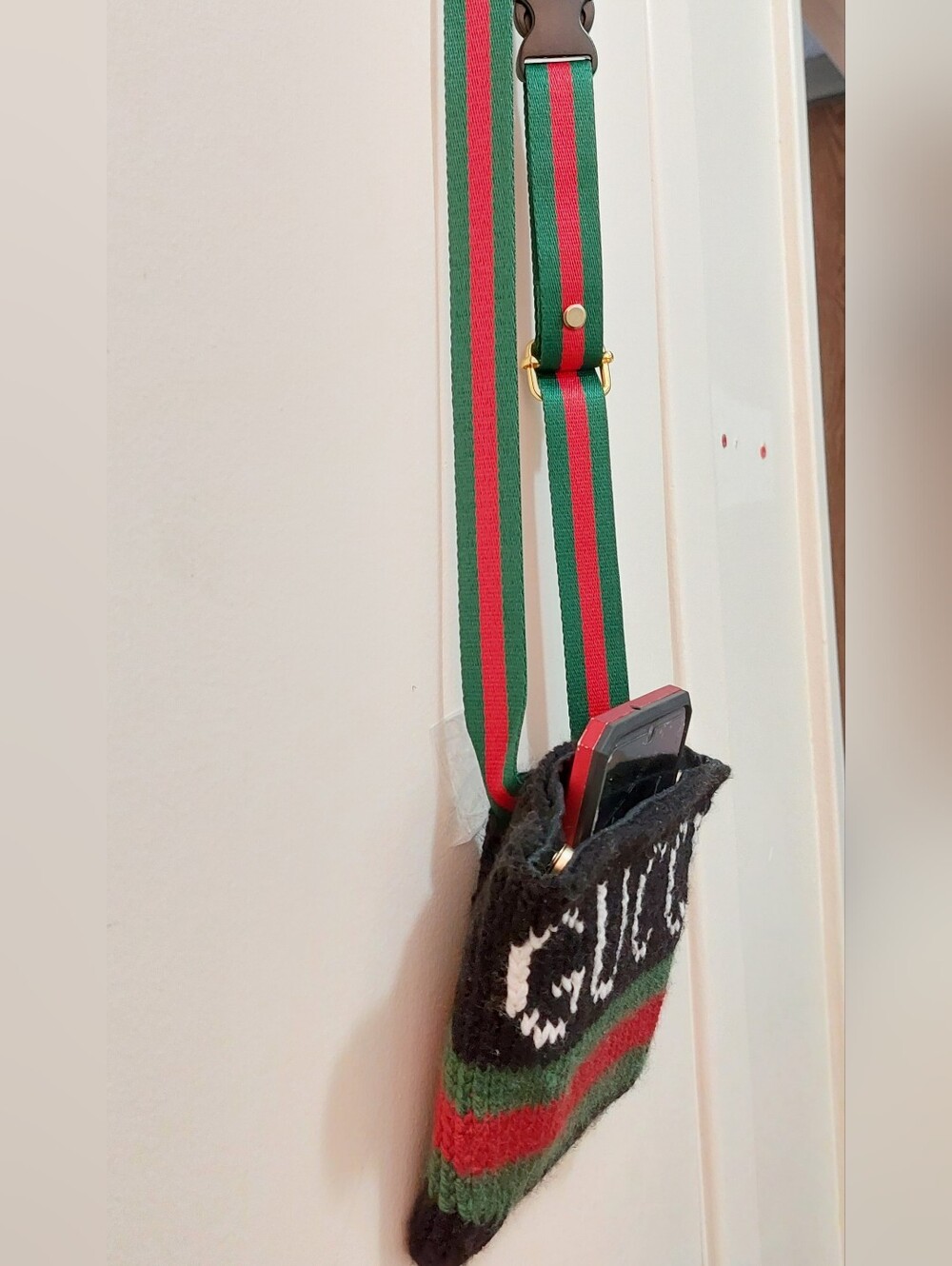 NEW Gucci Black Knit Belt Bag/Phone Case Green/Red Adjustable Strap